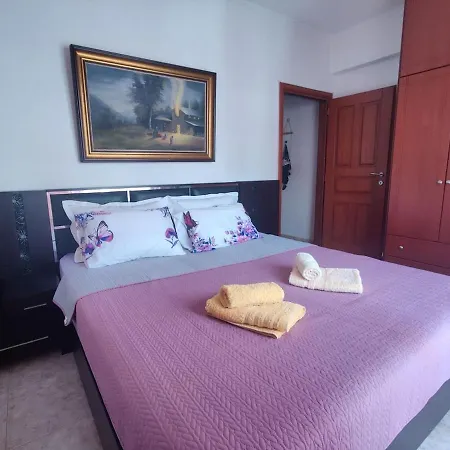 Appartement Elmas House *